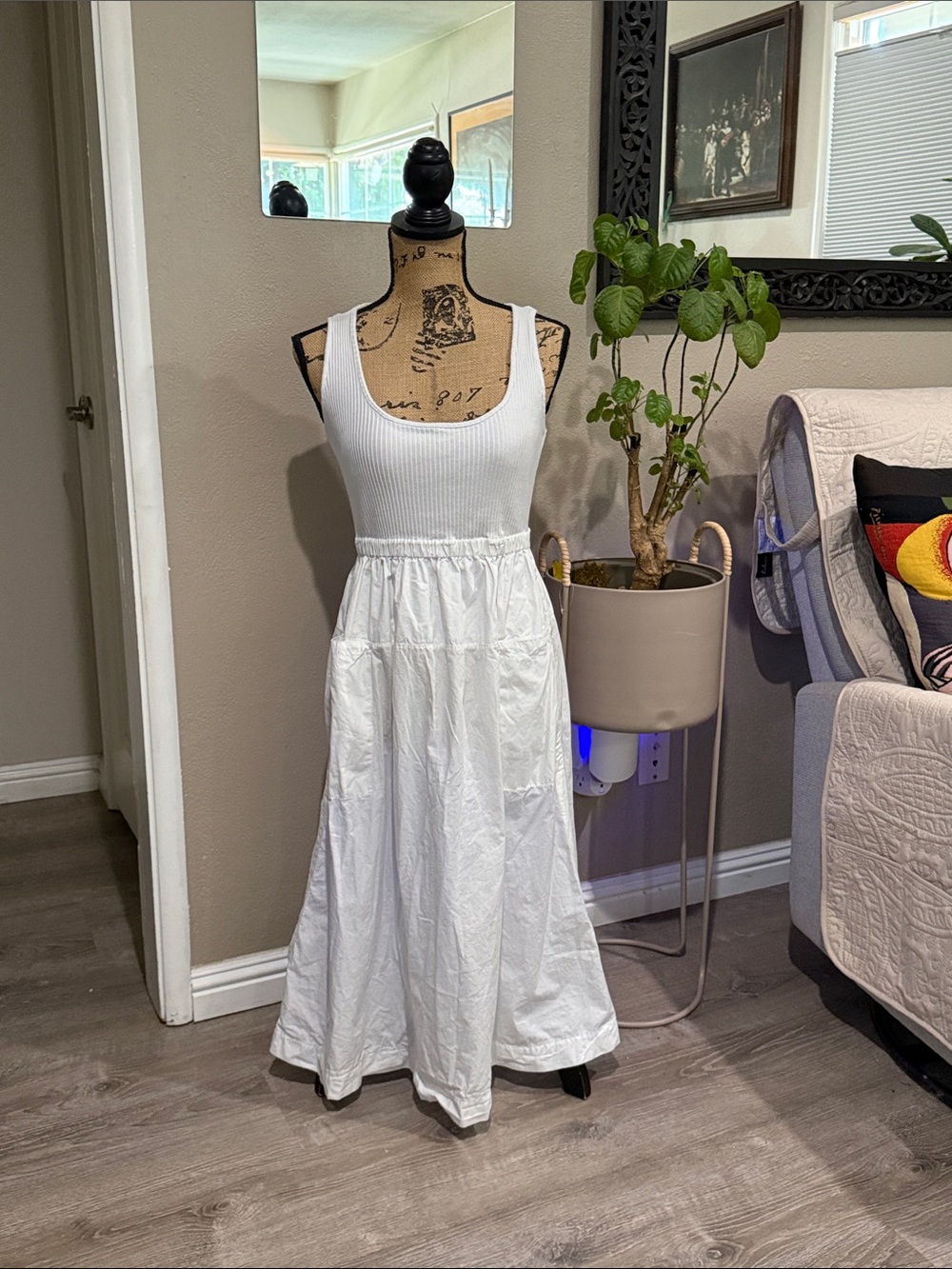 Zara White Ribbed Bodice Sleeveless Midi Dress